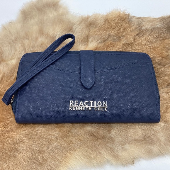 Kenneth Cole Reaction Handbags - <SOLD>  Kenneth Cole Reaction Navy Safe Keeper Wristlet